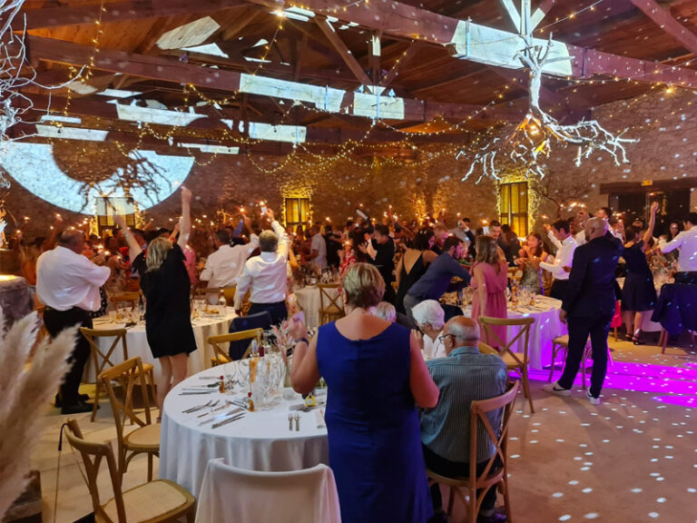 Pourquoi faire appel à un traiteur à Pau pour vos événements privés et professionnels ?